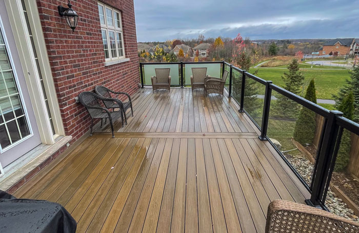 VanKuikConstruction-2024-large-balcony-deck